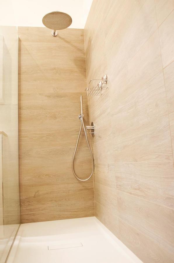 Bellavista Apartment กาญารี ภายนอก รูปภาพ